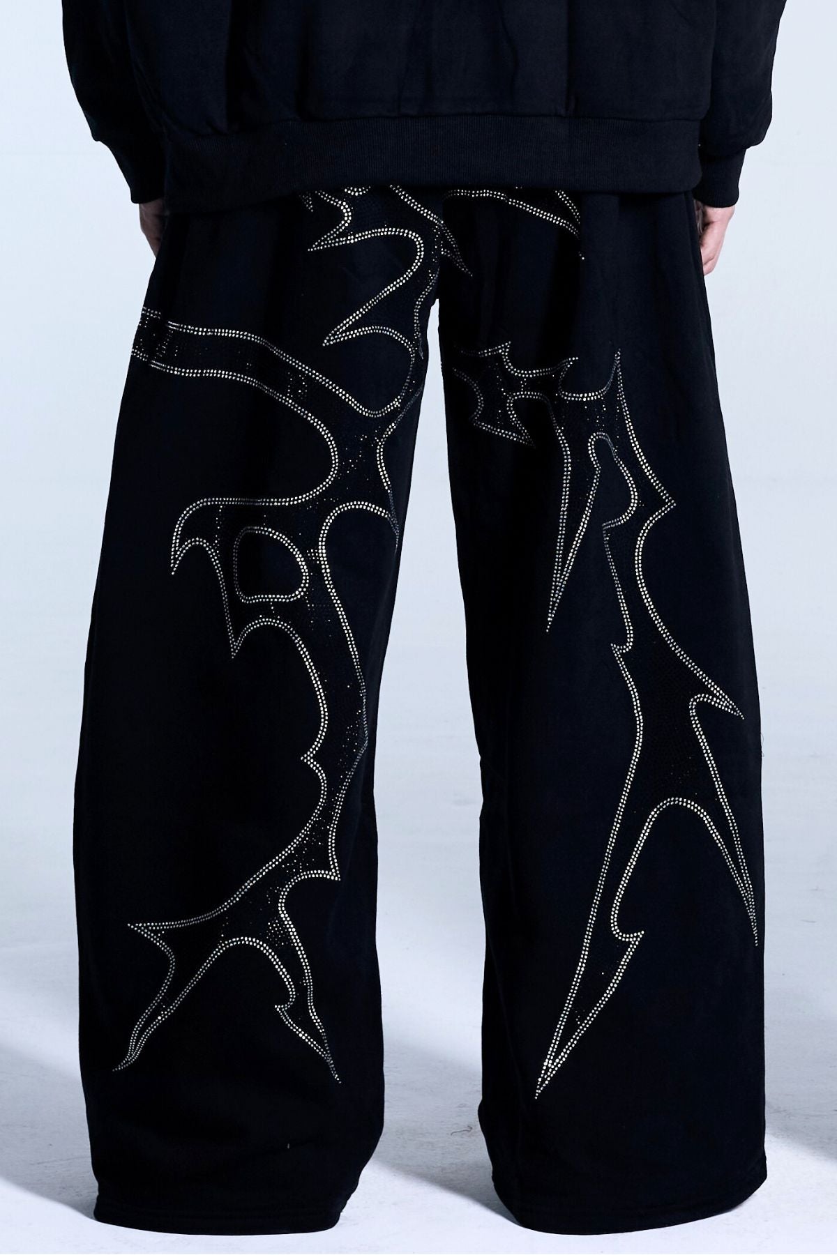 THORNS SWEATPANT BLACK – Unpractical