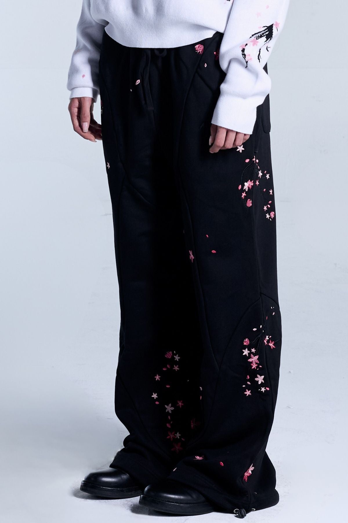 Sakura Black Sweatpants