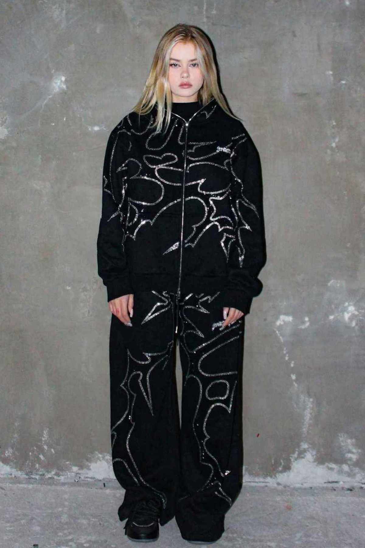 THORNS ZIP HOODIE BLACK