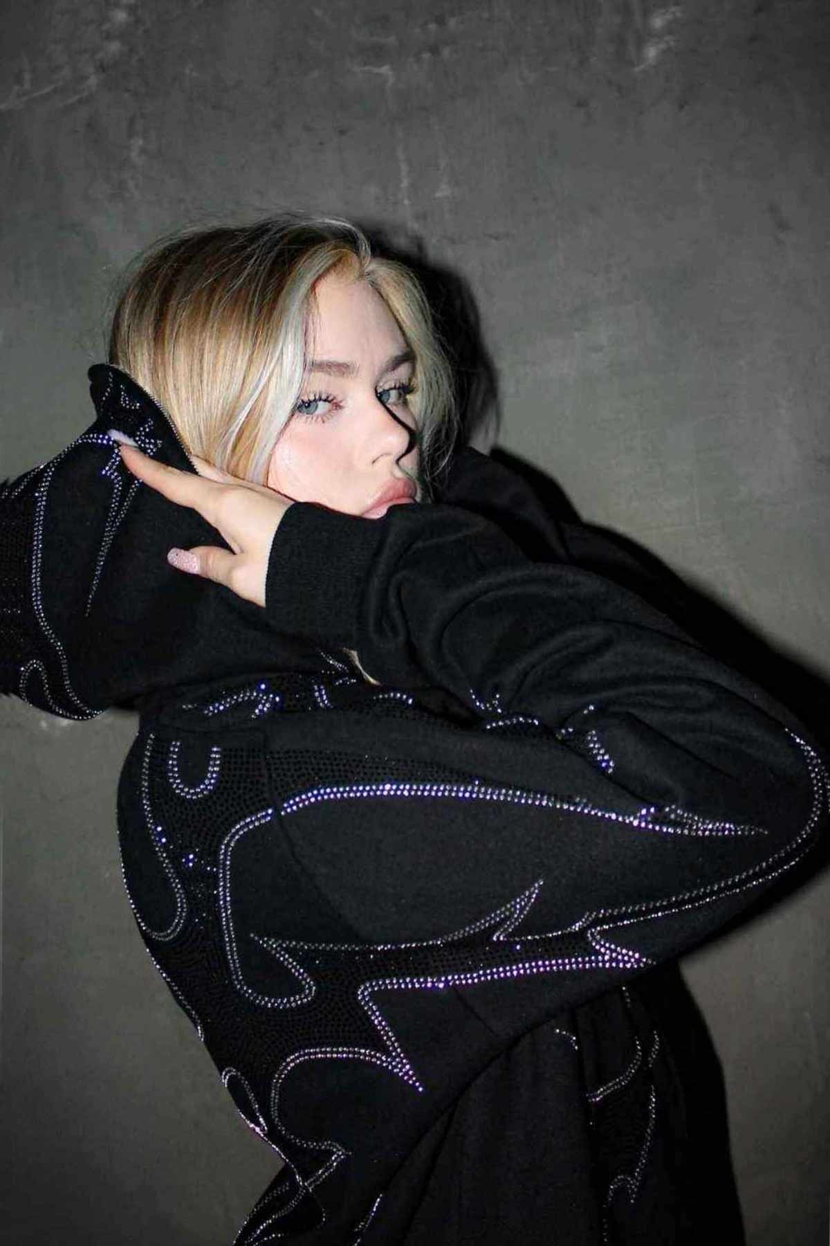 THORNS ZIP HOODIE BLACK