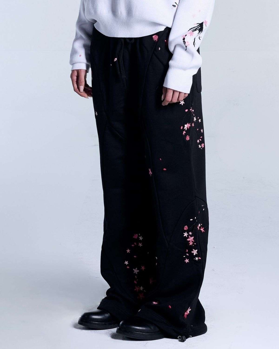 Sakura Black Sweatpants