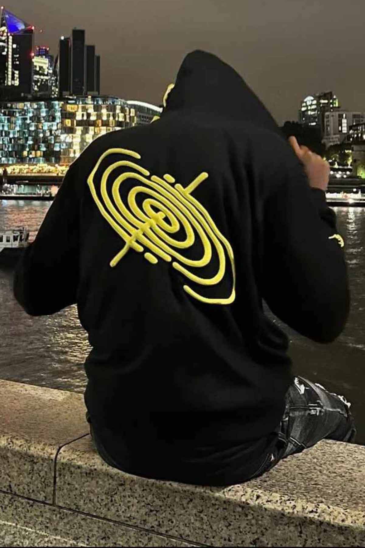 &quot;Thunder&quot; Fullzip